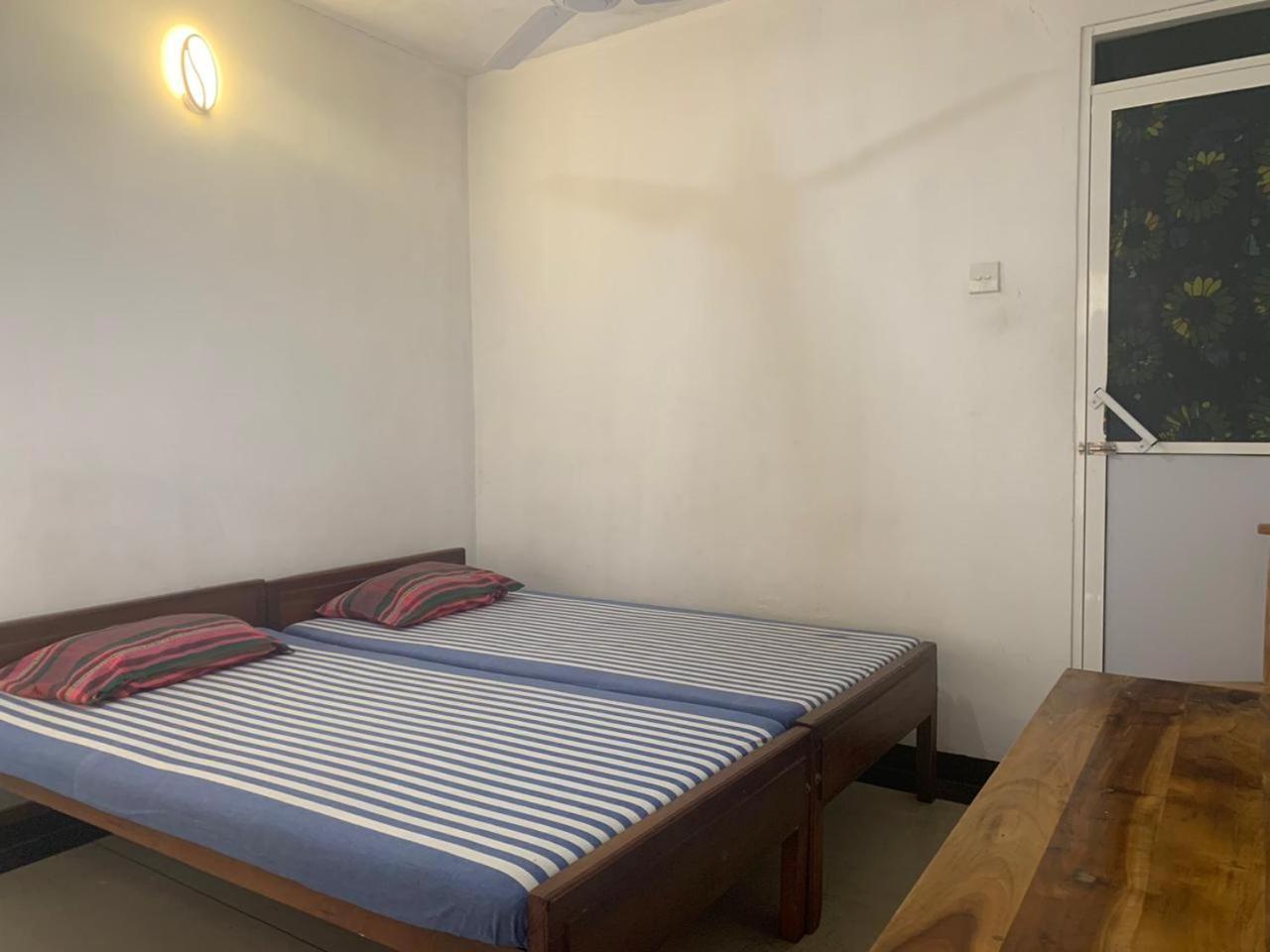 Lodge In 611 Kandy Habitación foto