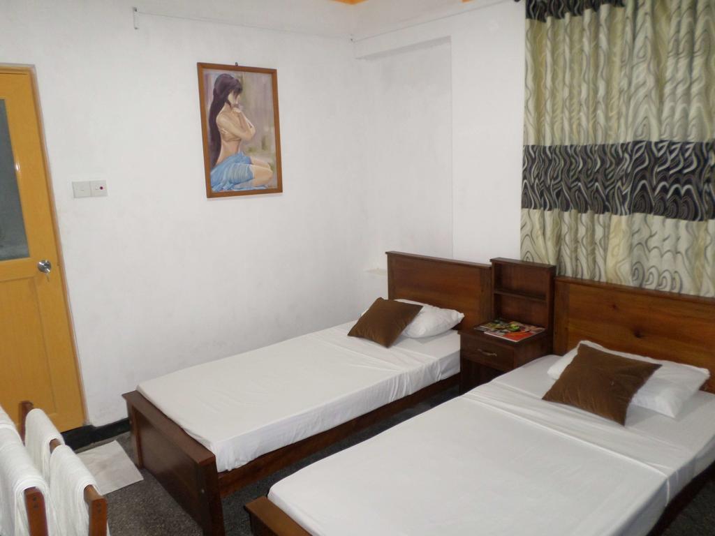 Lodge In 611 Kandy Exterior foto